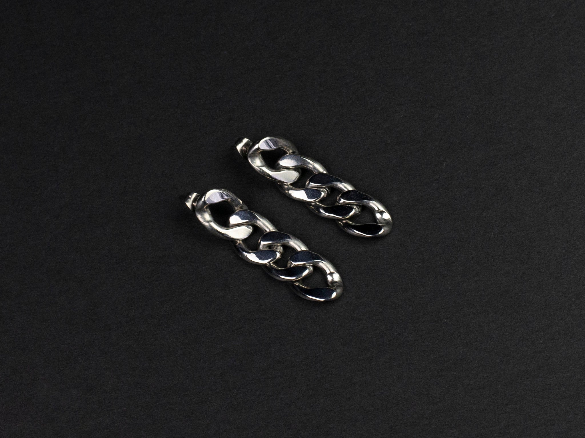 Silver chain link earrings