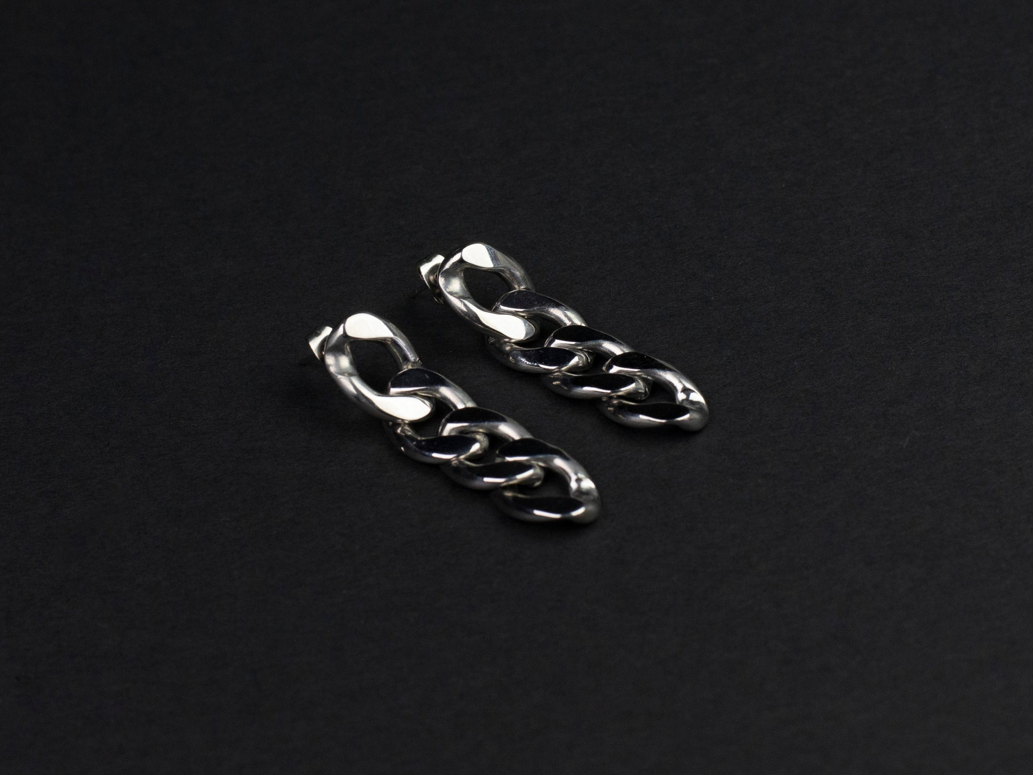 Silver chain link earrings